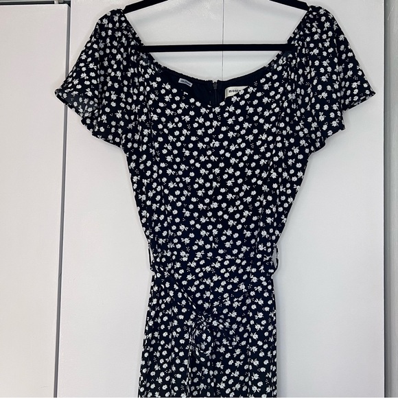 Black and White Small Floral Print Wide Leg Jumpsuit - Picture 2 of 11